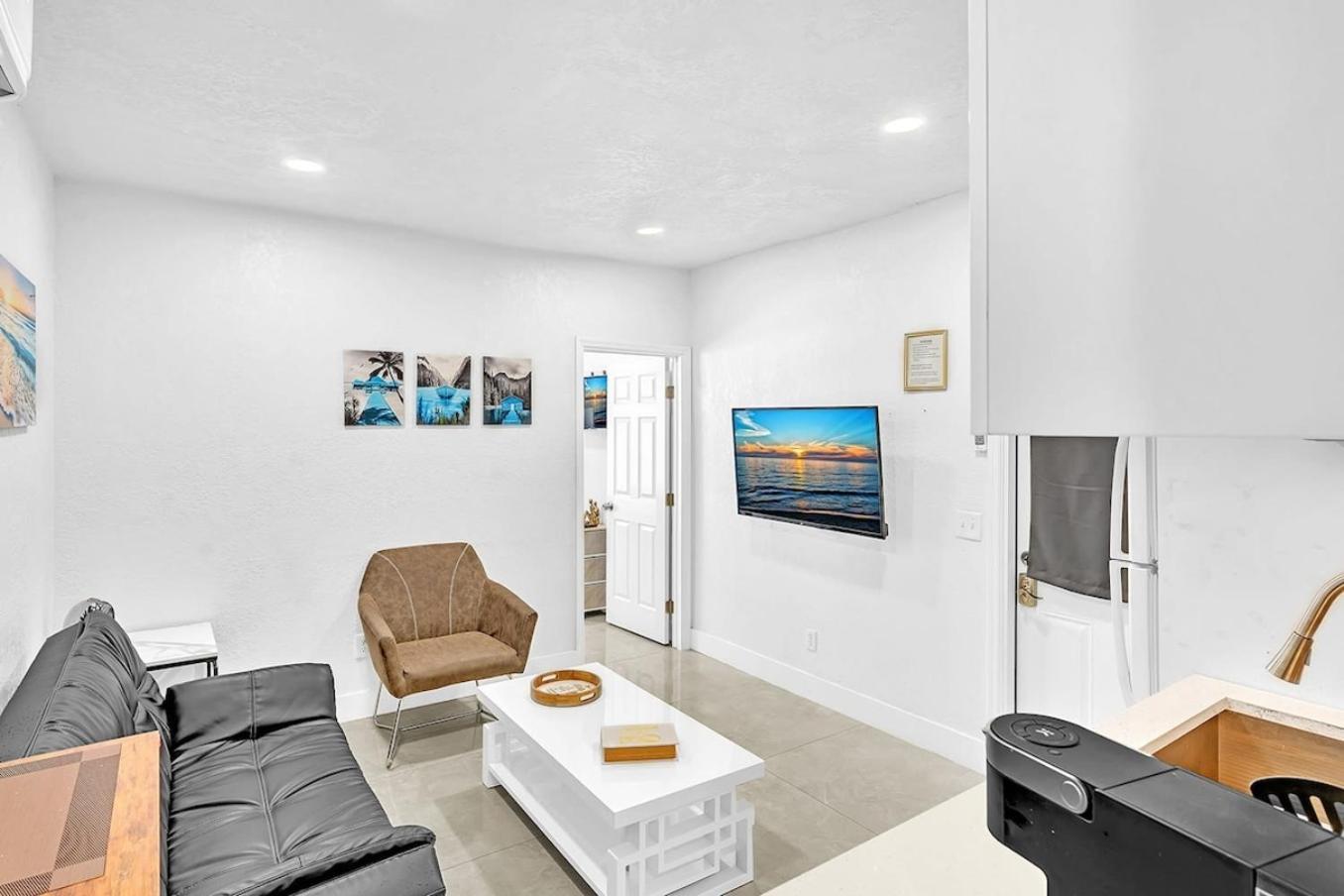Boutique One Bdrm Close To Aventura Mall & Beach شاطئ هالانديل المظهر الخارجي الصورة