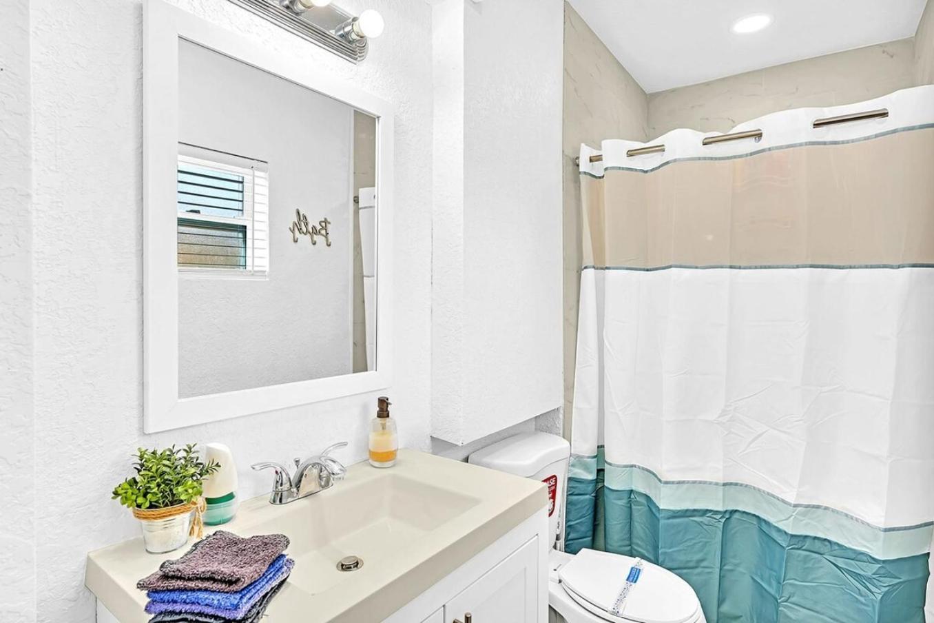 Boutique One Bdrm Close To Aventura Mall & Beach شاطئ هالانديل المظهر الخارجي الصورة